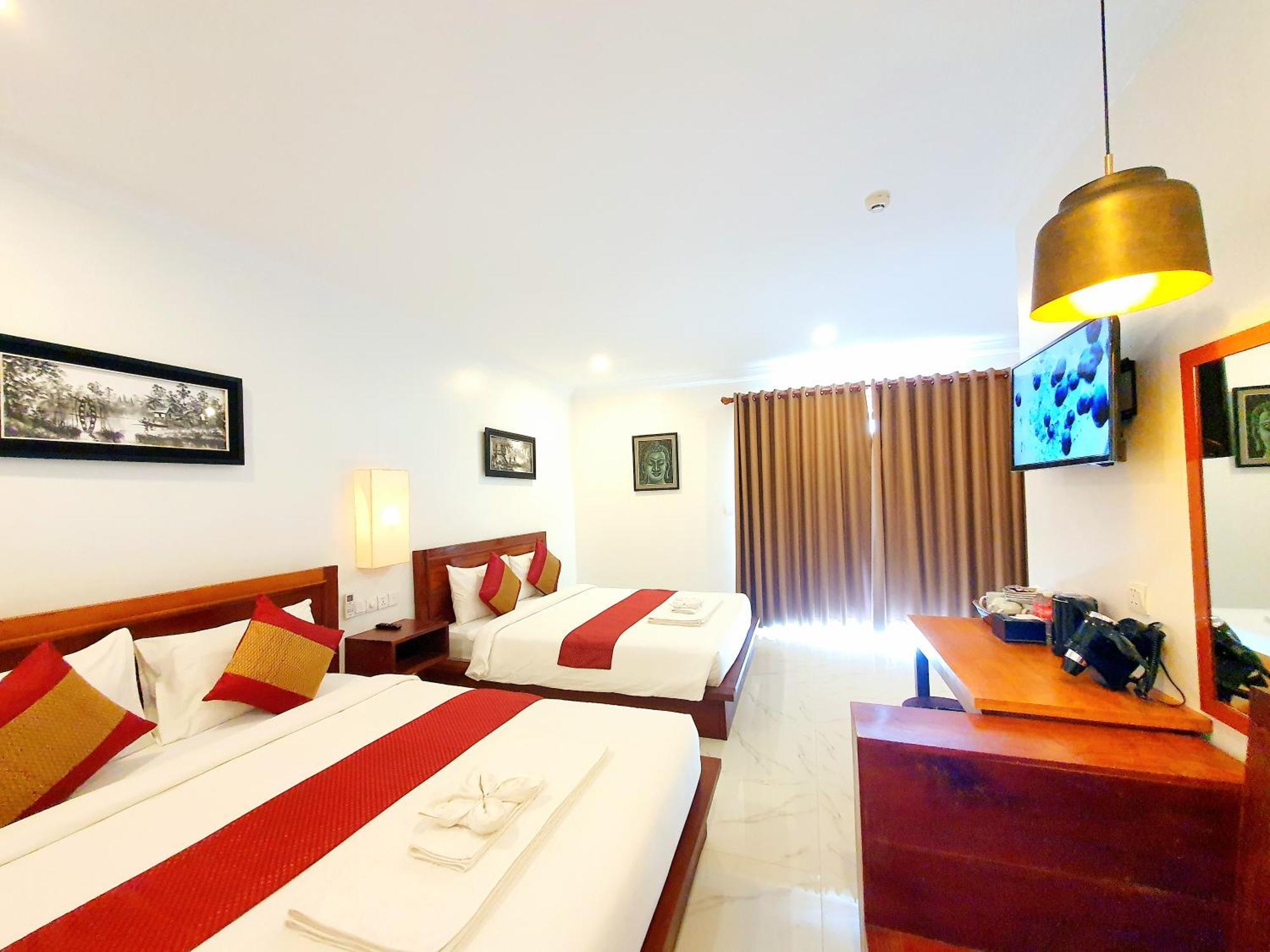 Darling Pub Hostel Siem Reap Bagian luar foto